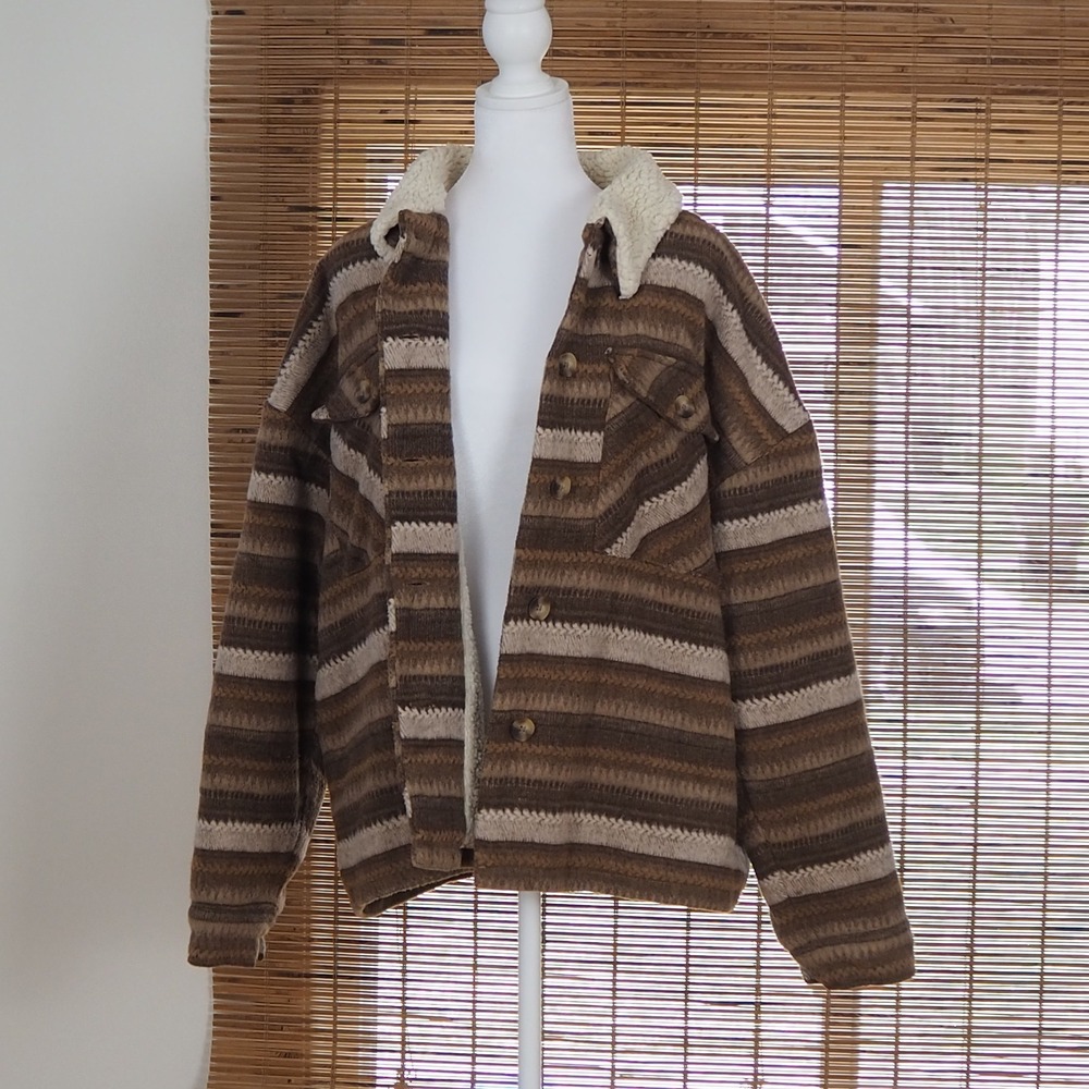 BKE Sherpa Shacket Women's Large Brown Striped Aztec Western Wool Blend Jacket - Picture 5 of 13